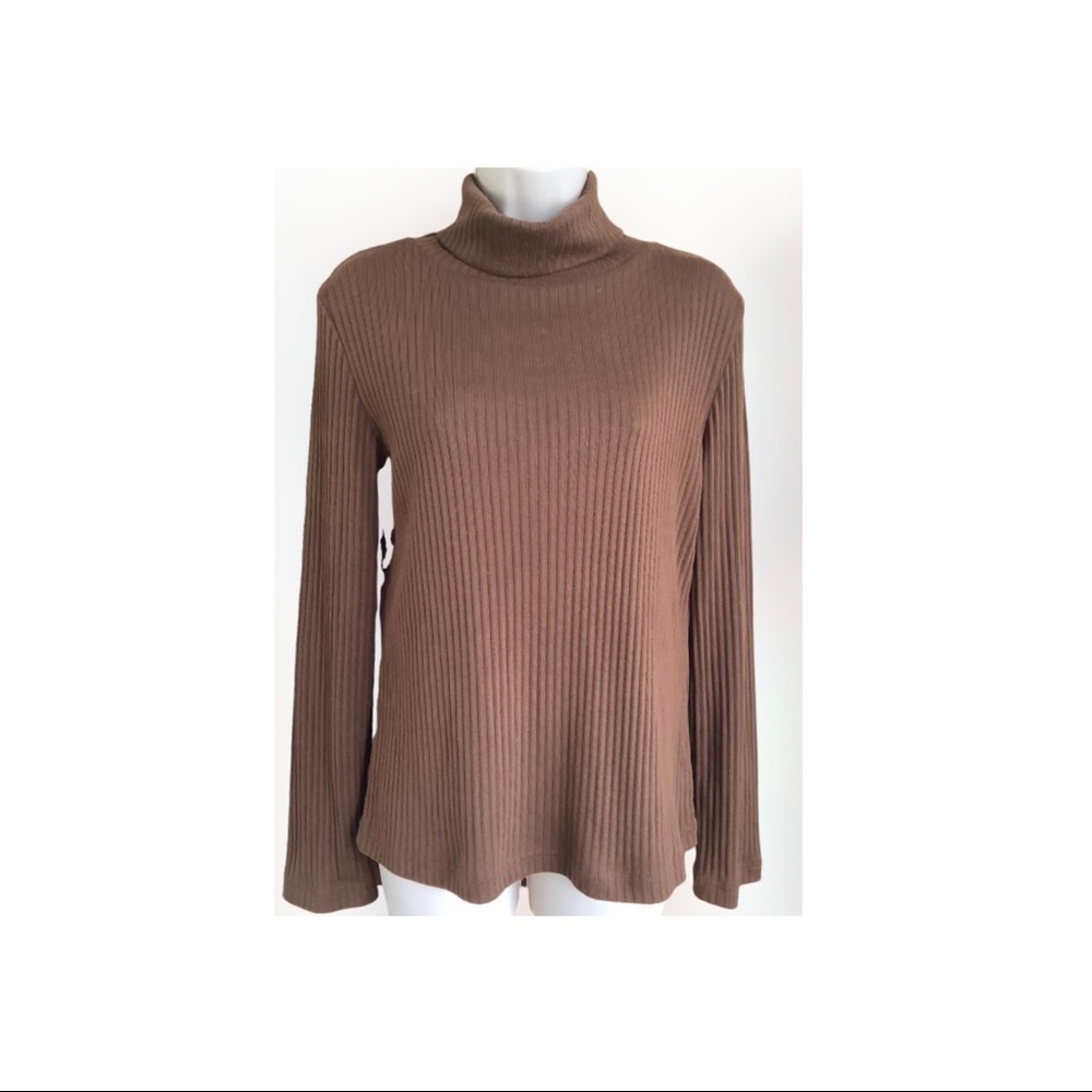 ONCE & AGAIN- Brown turtle neck long sleeve XL blouse.